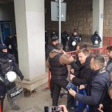 Može li se očekivati radikalizacija protesta na Vidovdan? 14