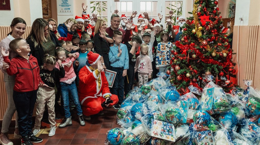 Nоvоgоdišnjа rаdоst zа učеnikе osnovne škole „Bоško Buha“ 1