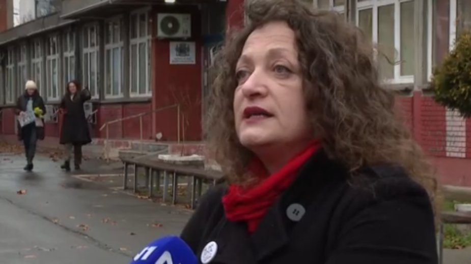 OŠ "Gornja Varoš" u Zemunu nastavlja s nastavom i ove nedelje: „Rešili smo da za nas raspust nije počeo“ 1