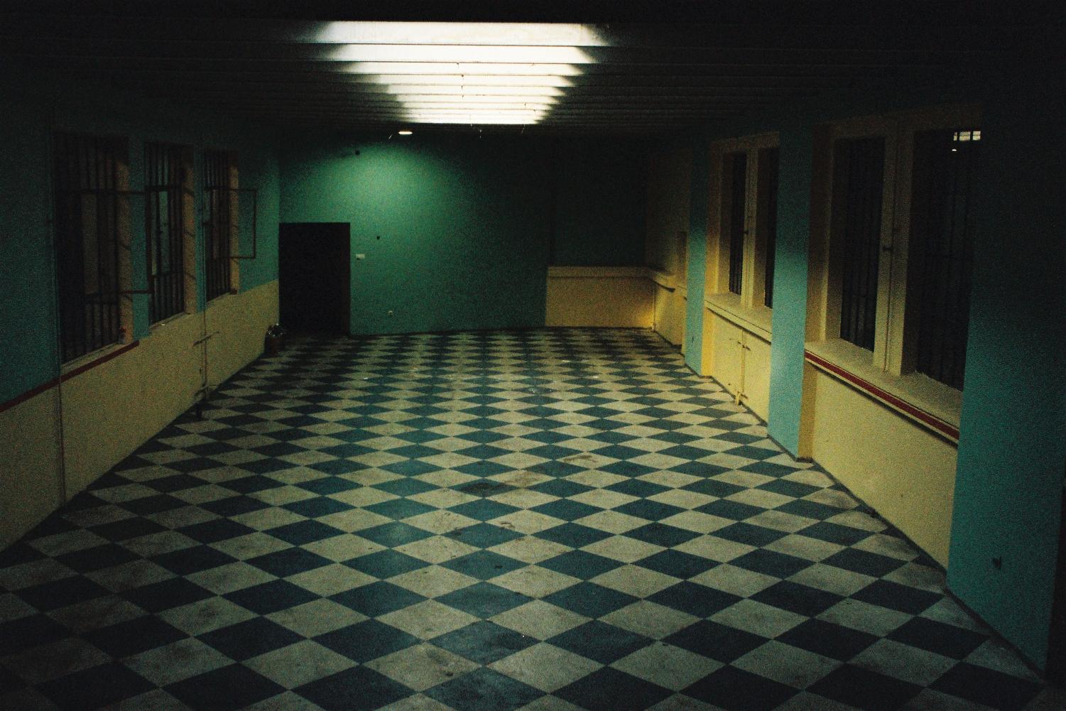 Izložba radova savremenih domaćih umetnika „Šta da kupim“ u Salonu Muzeja grada Beograda 2 Izložba radova savremenih domaćih umetnika „Šta da kupim“ u Salonu Muzeja grada Beograda 1