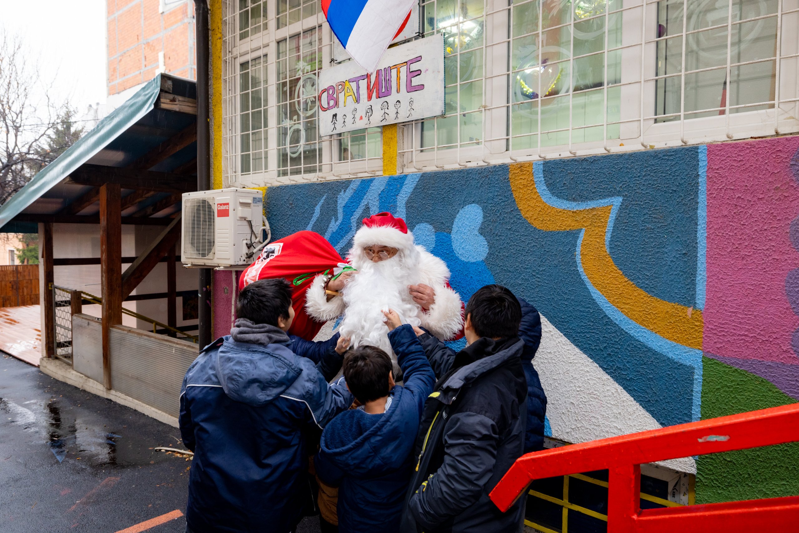 Zajedno činimo praznike savršenim – MAXI sa svojim kupcima ulepšao praznike najmlađima 3