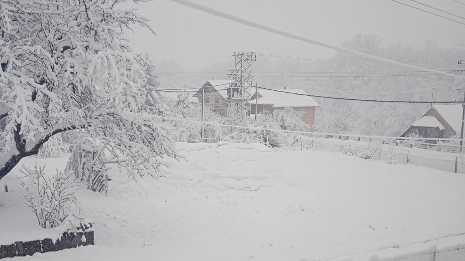 U Ivanjici bez struje više hiljada domaćinstava, vanredna situacija u još tri opštine 1