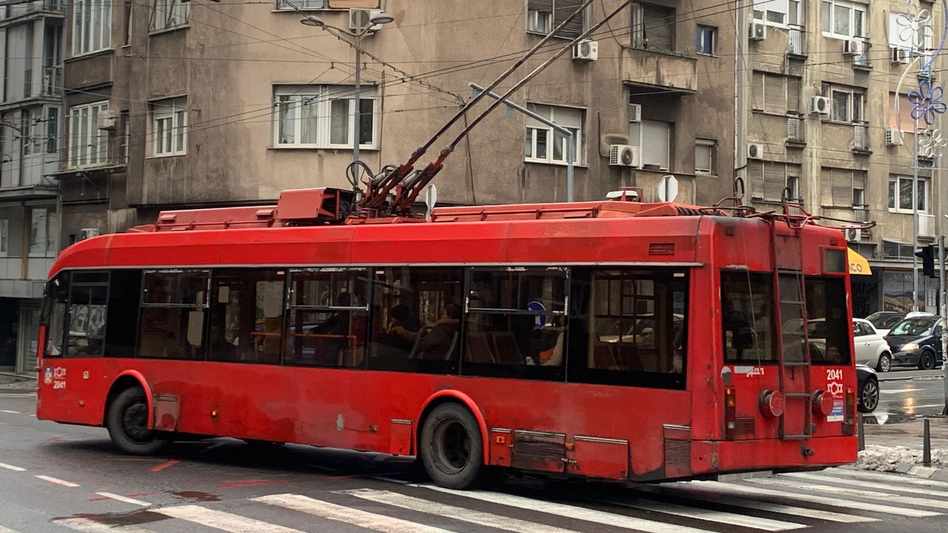Hoće li trolejbusi nestati sa ulica Beograda 1 Crveni trolejbus