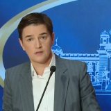 "Jesu li oni napali Đilasovu pesnicu?": Oglasila se i Brnabić o sinoćnoj tuči Dragana Đilasa i funkcionera SNS-a 4