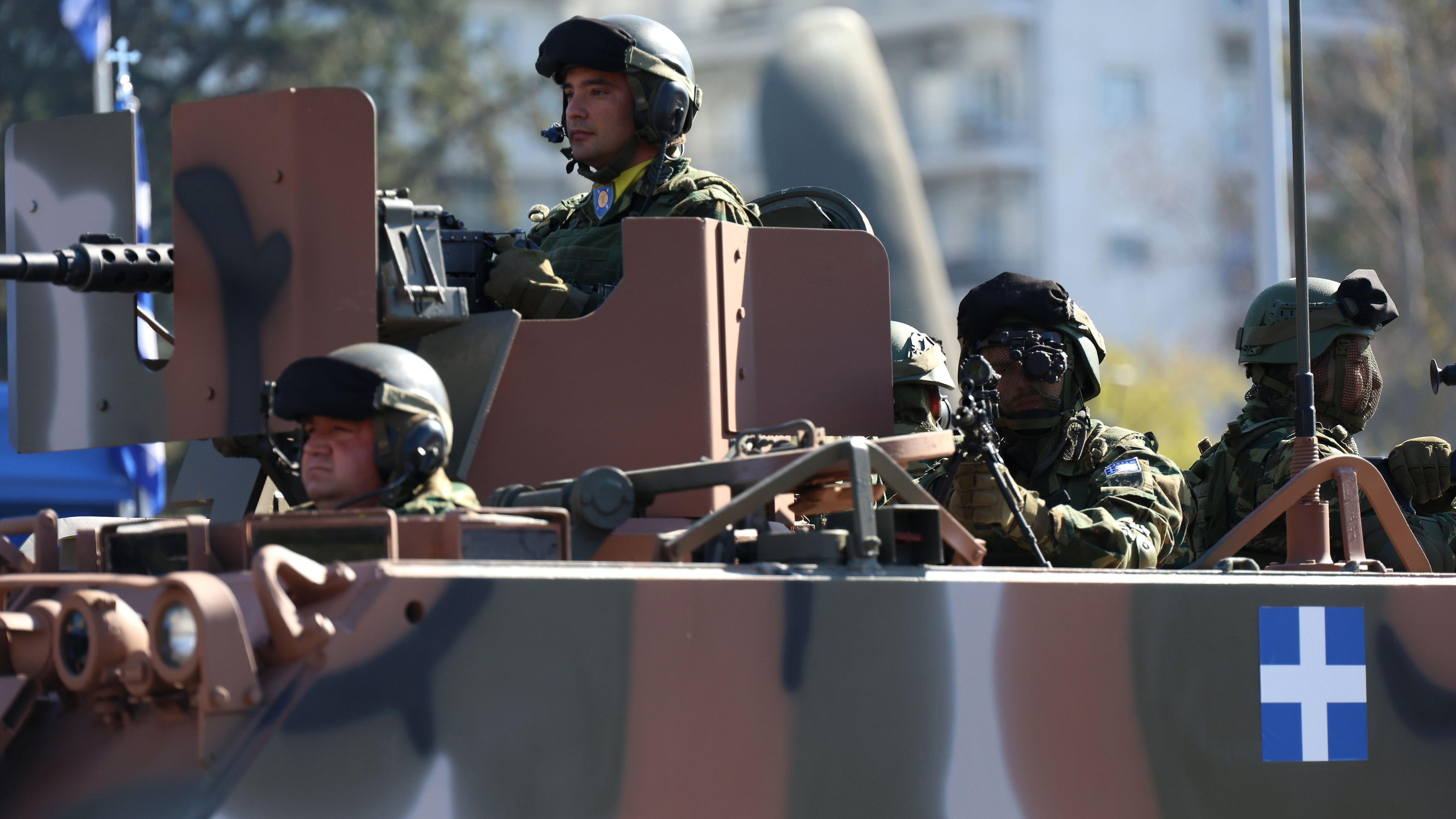 O obaveznim rokovima: (Ne)rado Grk, Finac, Estonac idu u vojnike 2 Grčka vojska