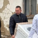 "Kao da se radi o Kafkinom Procesu": Izbori u Zaječaru nisu raspisani, a članovi SNS uveliko dele belu tehniku 1