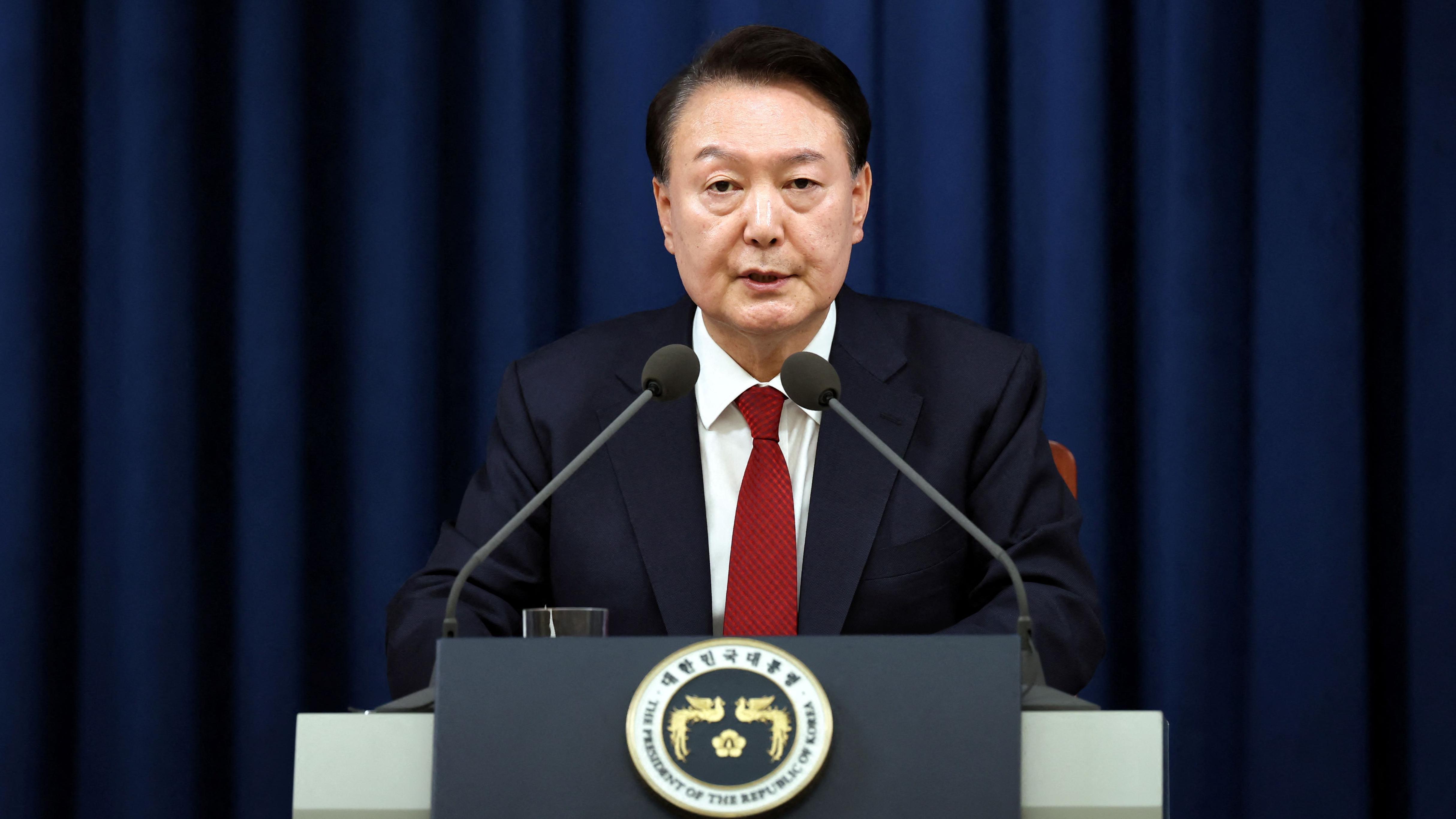 Steže se obruč oko predsednika Južne Koreje, i njegova stranka traži da se povuče 5 Presednik Južne Koreje Jun Suk Jeol