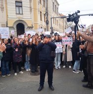 (VIDEO) "Vi ste korov pravne države": Studenti, đaci i građani blokirali centar Niša, prosvetari obustavili rad 4