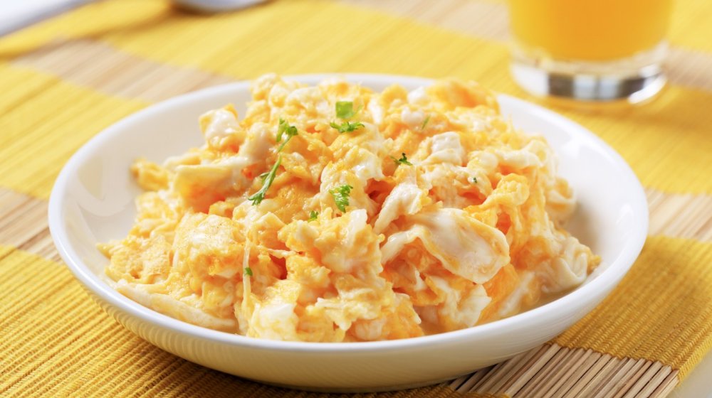 Ako spremate jaja za doručak uvek dodajte ovu namirnicu - evo i zašto 1