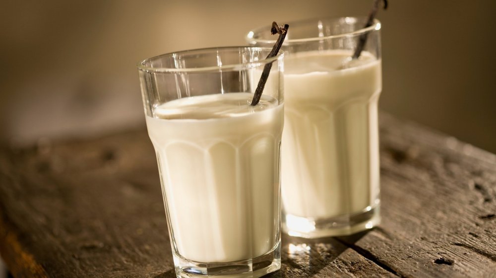 Biljno mleko umesto kravljeg moglo bi skupo da vas košta i to ne samo novčano 1