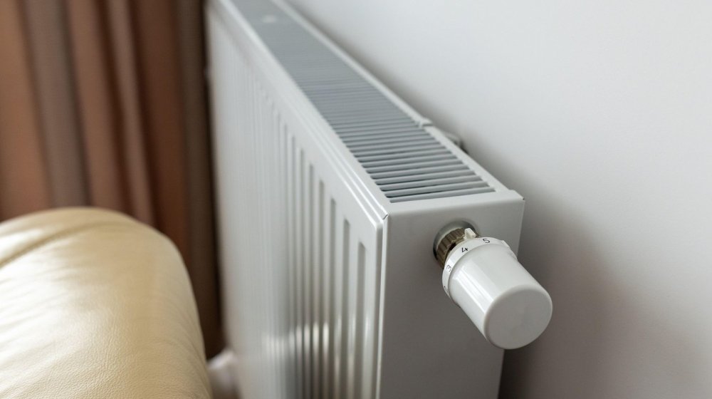 Trik sa aluminijumskom folijom i radijatorom koji će zagrejati još više vaš dom 1
