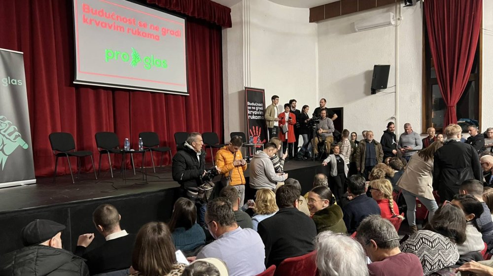 Studenti na tribini ProGlasa: Borićemo se za ovu državu, ne damo da se uruši 1