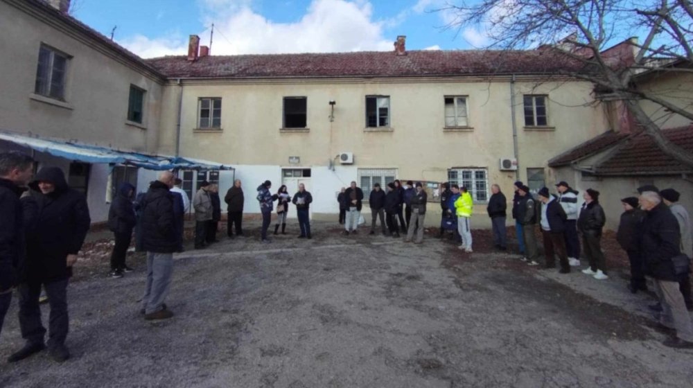 „Lažu nas godinama. Obećavali su asfalt, Dom kulture...": Meštani Rgotine pored Zaječara održali zbor građana i traže izbore za Mesnu zajednicu 1