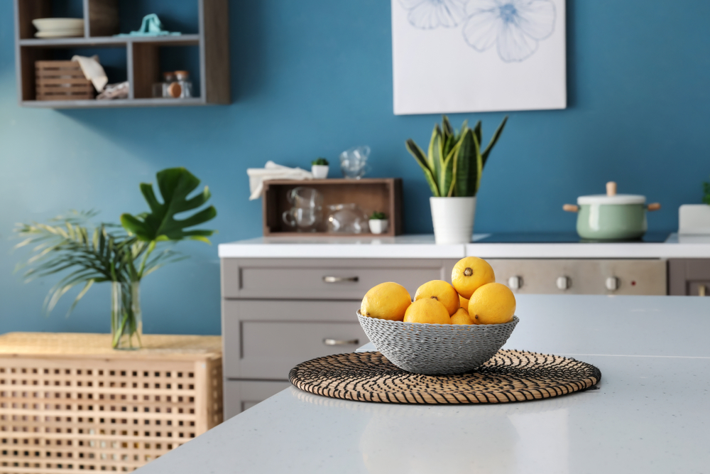 Kako ukloniti ustajali miris iz doma: Ovo je trik koji će učiniti da sve miriše čisto i sveže, a tajna je u samo jednoj namirnici 1