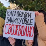 Školski odbor Karlovačke gimnazije podržao učenike: Osuđujemo verbalno i fizičko nasilje nekoliko ljudi među kojima je bio i predsednik Opštine Đurić 3