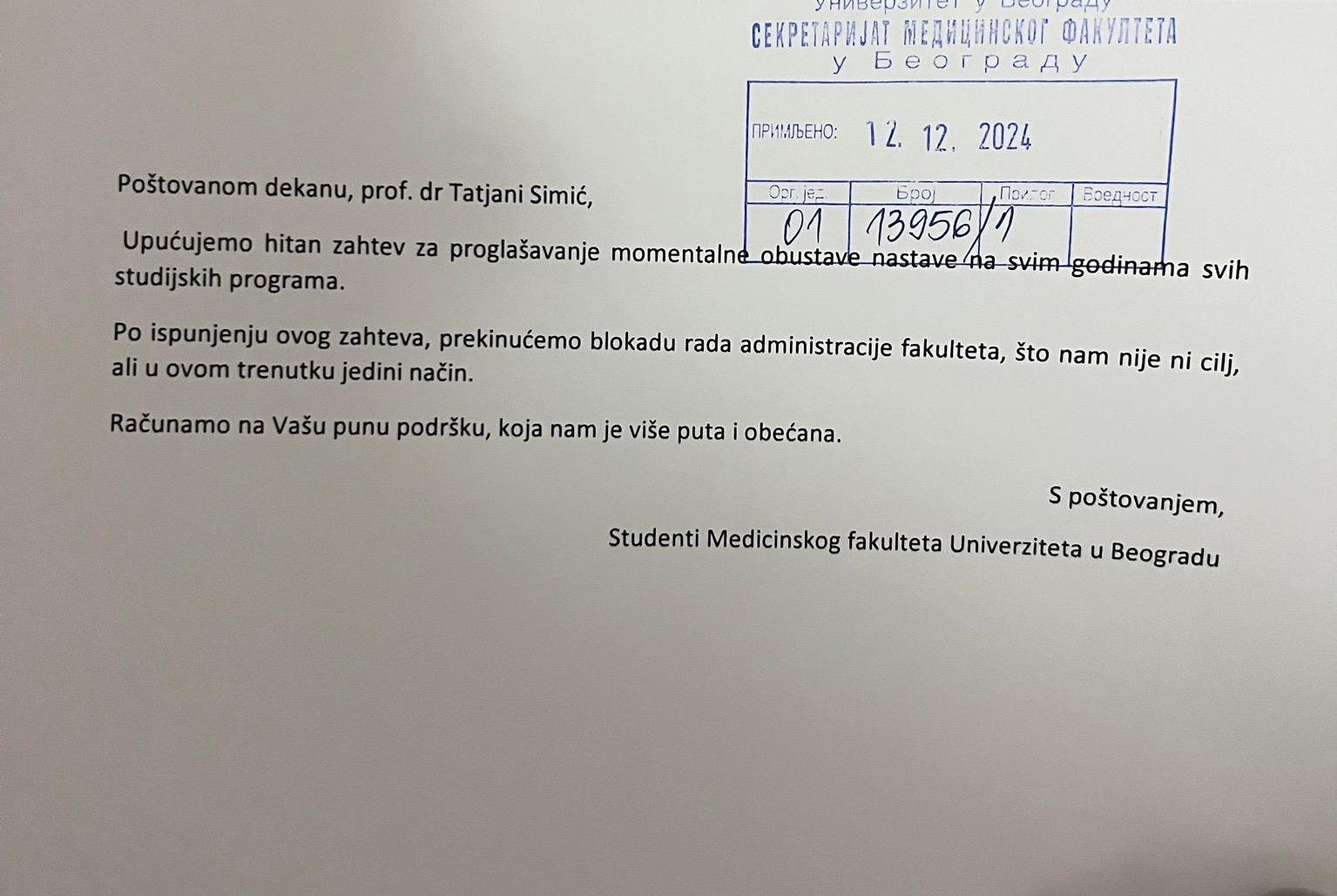 Studenti Medicinskog fakulteta predali hitan zahtev dekanki o totalnoj obustavi nastave: Dekanat već odgovorio 2 studenti