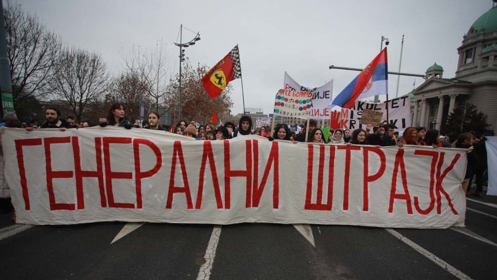 "Istorijski trenutak, ali ne i generalni štrajk": Šta kažu sindikati o pozivima na obustavu rada? 2