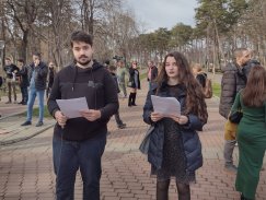 04 - Gulaš za studente Kragujevac Kad se na Svetog Savu „zagulaši” Vučića se baš niko ne plaši: Kragujevčani podržali studente i „na kašiku” (FOTO,VIDEO) 4