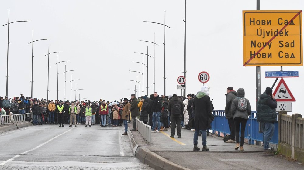 Poljoprivrednici će kuvati šest kazana pasulja na blokadi tri mosta u Novom Sadu: "Kad se studentski zahtevi ispune, onda ćemo se baviti našim" 1