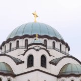 "U Hramu važe crkveni zakoni": Obezbeđenje sprečilo snimatelja agencije FoNet da uđe u Hram Svetog Save i snima službu 1