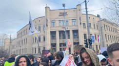 Završen veliki protest studenata "Nećete nas gaziti!" ispred Tužilaštva u Beogradu zbog povređivanja studentkinje na blokadi (VIDEO/FOTO) 18