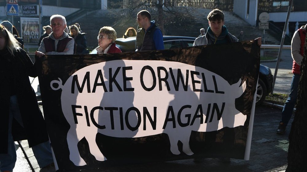 Šta nam donosi blokada nastave: Vlast sve više preti, građani je sve manje slušaju 1