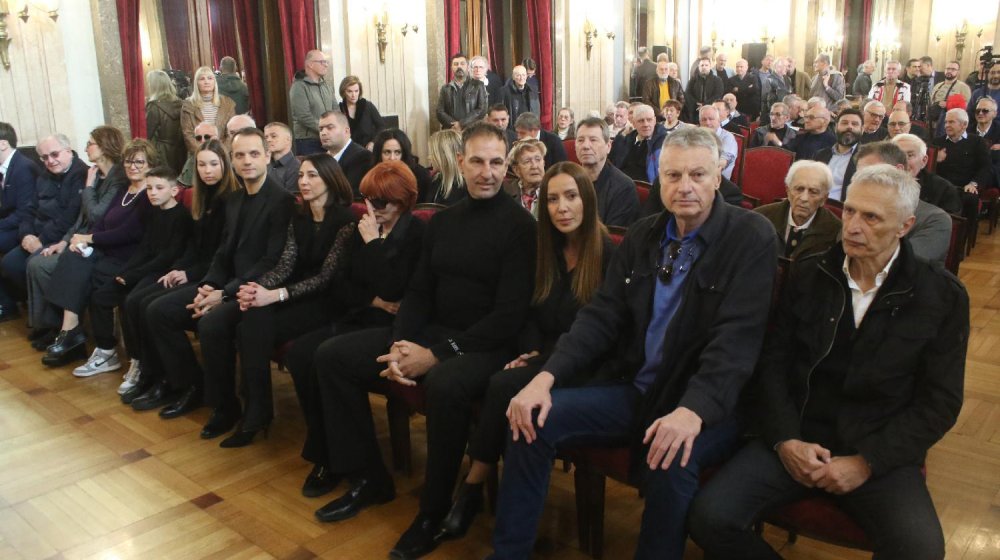 Sportske legende se oprostile od čuvenog Praje: Pešić, Obradović, Vujošević, Bodiroga, Stojković, Mijatović... na komemoraciji Draženu Dalipagiću 1