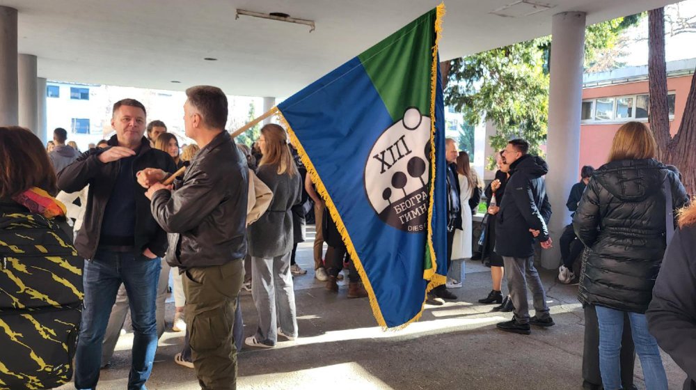 Direktorka Dvanaeste gimnazije: Niko od kolega neće dobiti otkaz 1