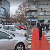 Novi Sad ponovo zastao na 15 minuta zbog odavanja počasti žrtvama 6