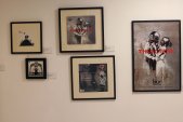 Banksy Beograd "Zagrli bombu i slikaj se": Na izložbi Benksija u Beogradu (FOTO) 8