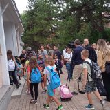 Otkazi, podele i protesti: Kako protiče početak nove školske godine? 12
