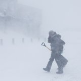 SAD u vrtlogu snežne oluje decenije: Više od 60 miliona Amerikanaca sprema se za mećavu 4