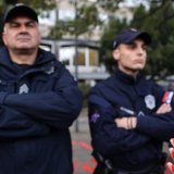 Ima li policija obavezu da obezbeđuje javne skupove ako nisu prijavljeni? 1