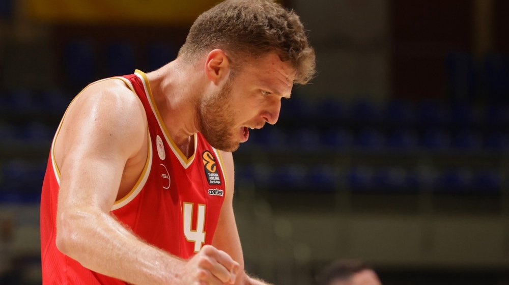 Poznato ko je protivnik Crvene zvezde u finalu pripremnog turnira na Kritu 1