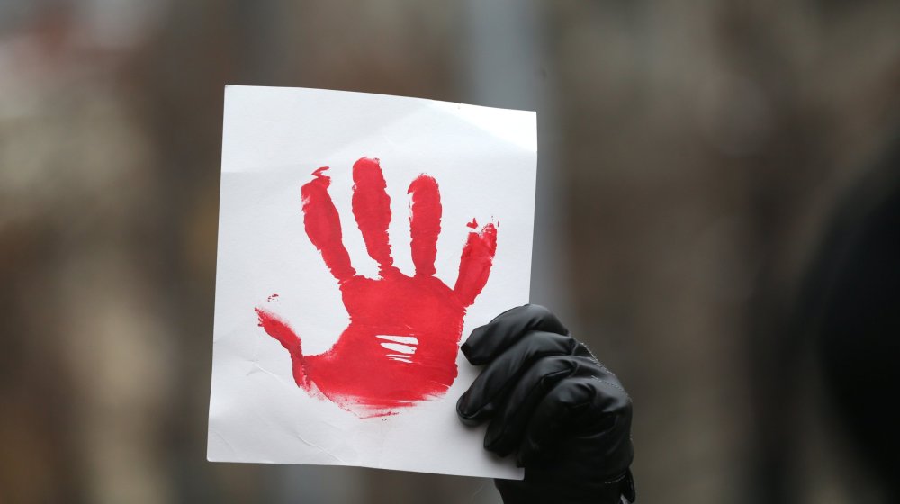 Građani u Mladenovcu masovno odali poštu poginulima u Novom Sadu 1