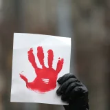 Građani u Mladenovcu masovno odali poštu poginulima u Novom Sadu 3