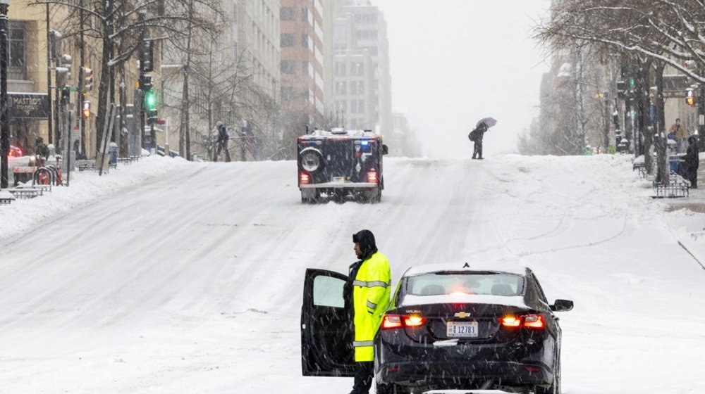 Zbog snega u nekoliko država SAD zatvorene škole i vladine kancelarije 1