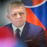Slučaj povezanosti sa seksualnim prestupnikom Epstinom: Fico neće razrešiti Lajčaka 1