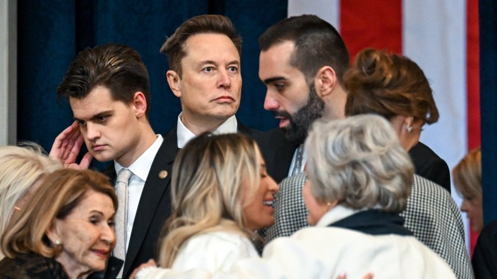 Tramp postao 47. predsednik SAD: Poručio da "zlatno doba Amerike počinje", kritikovao Bajdena i naglasio da će vratiti Panamski kanal (FOTO, VIDEO) 8 Tramp postao 47. predsednik SAD: Poručio da "zlatno doba Amerike počinje", kritikovao Bajdena i naglasio da će vratiti Panamski kanal (FOTO, VIDEO) 8