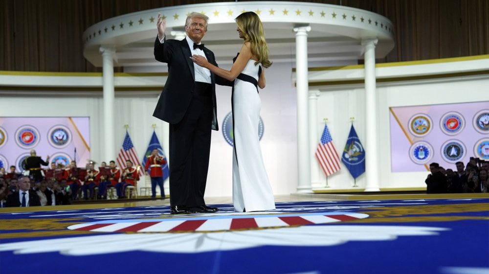 Vladavina kralja Donalda Trampa je počela: Kolumnista Gardijana o nedelji kada je inaugurisan predsednik SAD 1