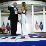 Vladavina kralja Donalda Trampa je počela: Kolumnista Gardijana o nedelji kada je inaugurisan predsednik SAD 6