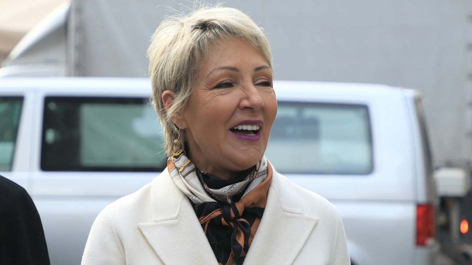 Borko Stefanović: Jelena Milić sada vodi "Latinicu" na televiziji 2 Borko Stefanović: Jelena Milić sada vodi "Latinicu" na televiziji 2