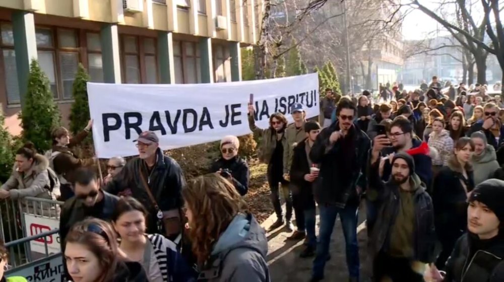 Studenti u blokadi pravnih fakulteta: Viši sud da postupi po žalbama uhapšenih aktivista 1