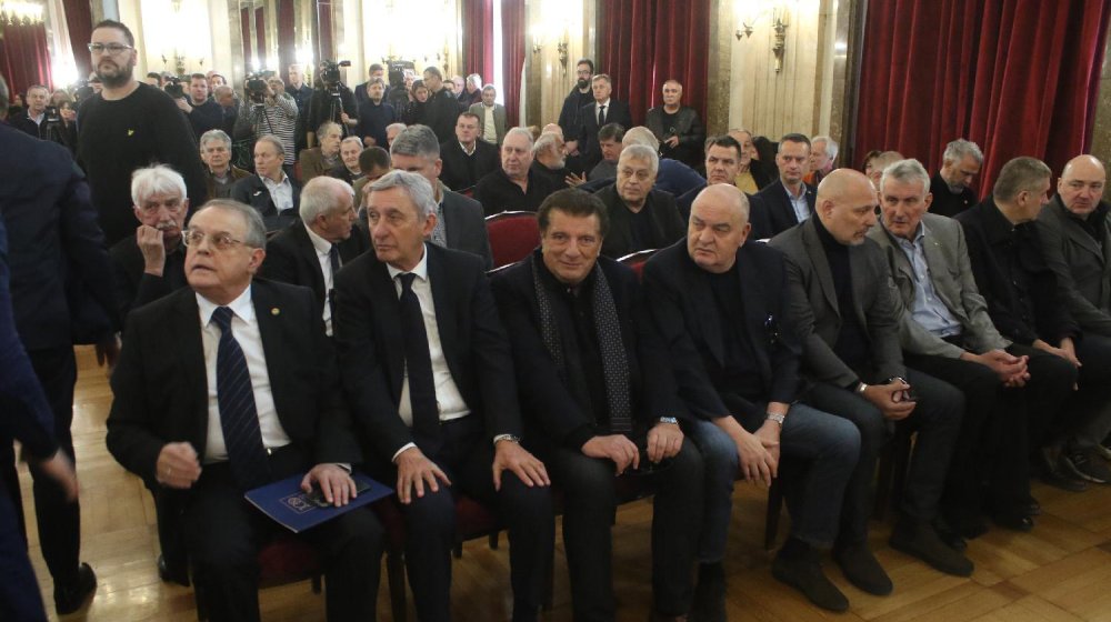 Vujošević na komemoraciji Dalipagiću: Bio je pošten, skroman i fantastičan čovek, da je ostao u NBA bio bi najbolji strelac do Džordana 1