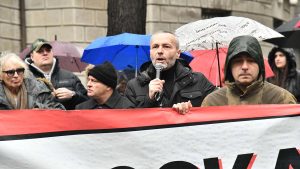 "Niko ne može da mi zabrani da radim": Dva glavna razloga zašto svi advokati u Srbiji nisu obustavili rad zbog Mrdićevih zakona 5