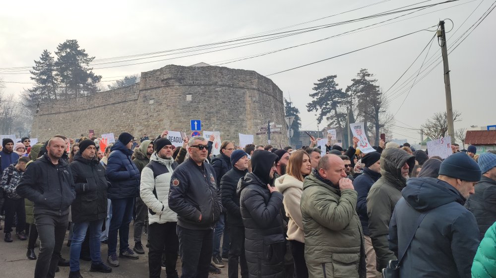 Novi Pazar: Na Radiju Sto plus sutra 16 minuta medijske tišine 1