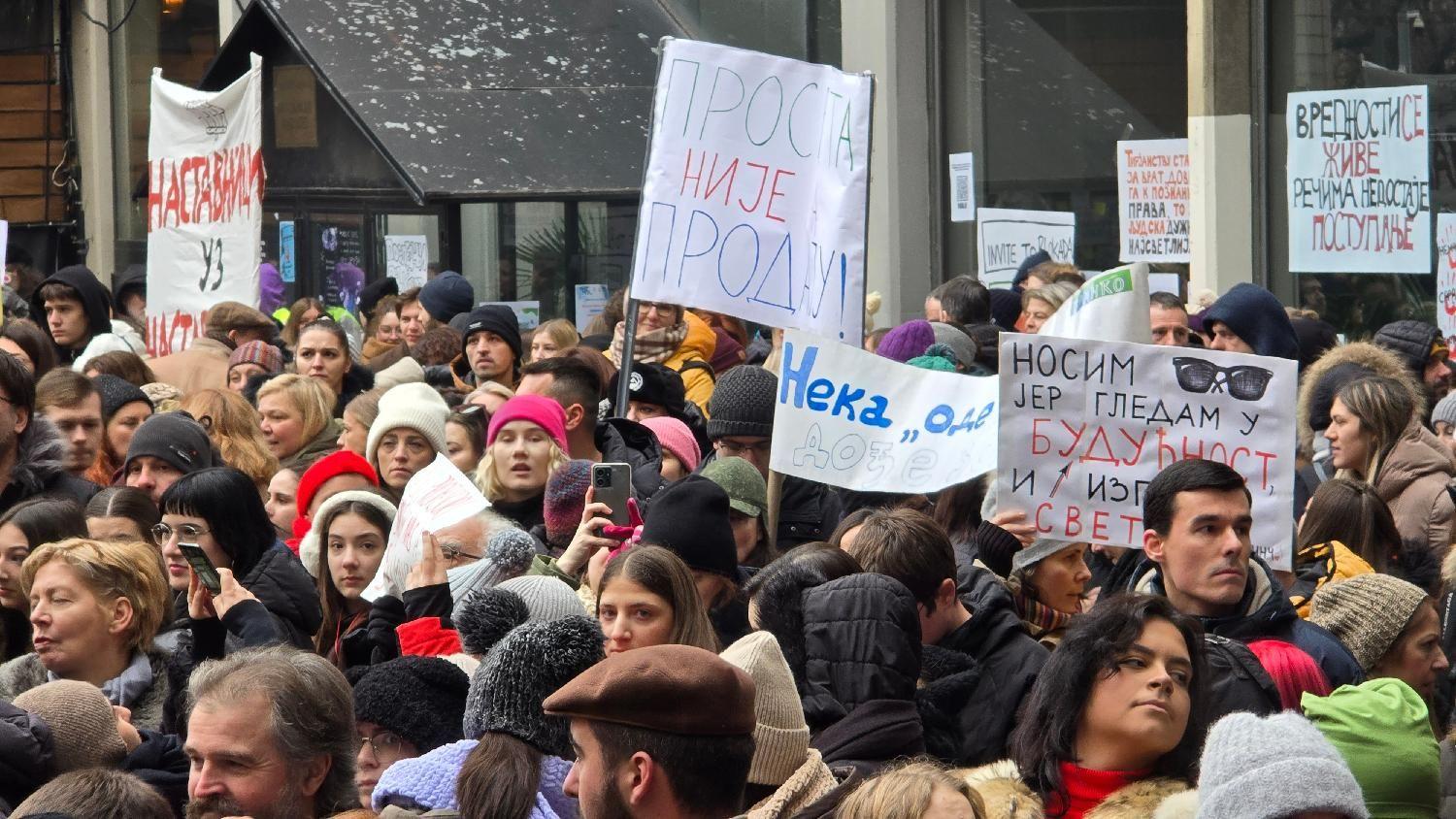 Škole u Srbiji: Da li moratorijum na štrajk vraća učenike u klupe 12 protest u Beogradu