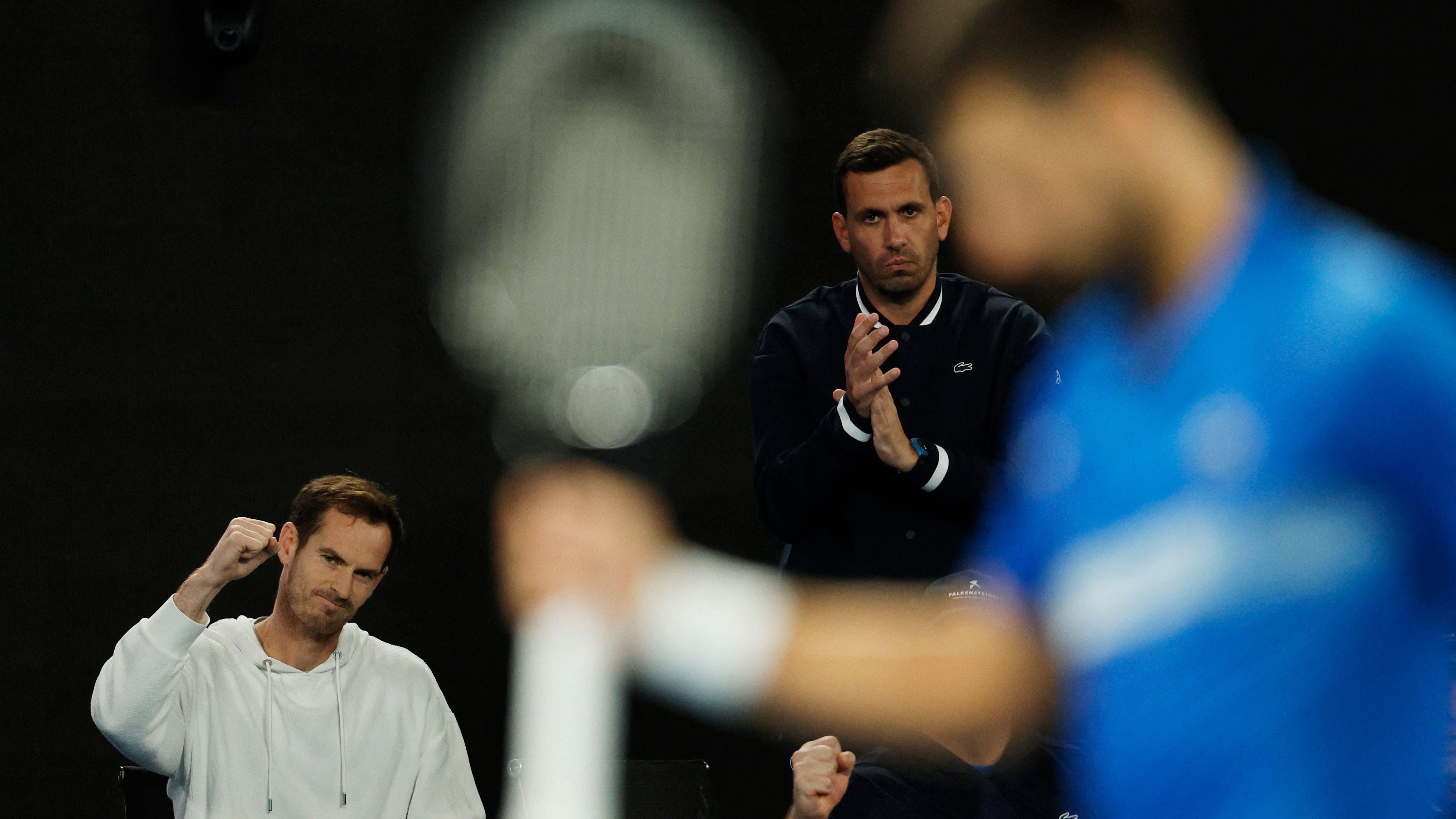 O zagrljaju Đokovića i Marija: „Zahvalan sam što je tu" 2 Marej i Đoković na Australijan openu