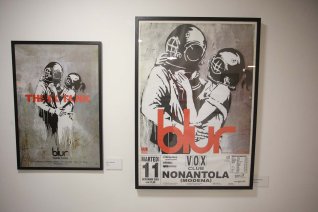 Banksy Beograd "Zagrli bombu i slikaj se": Na izložbi Benksija u Beogradu (FOTO) 10