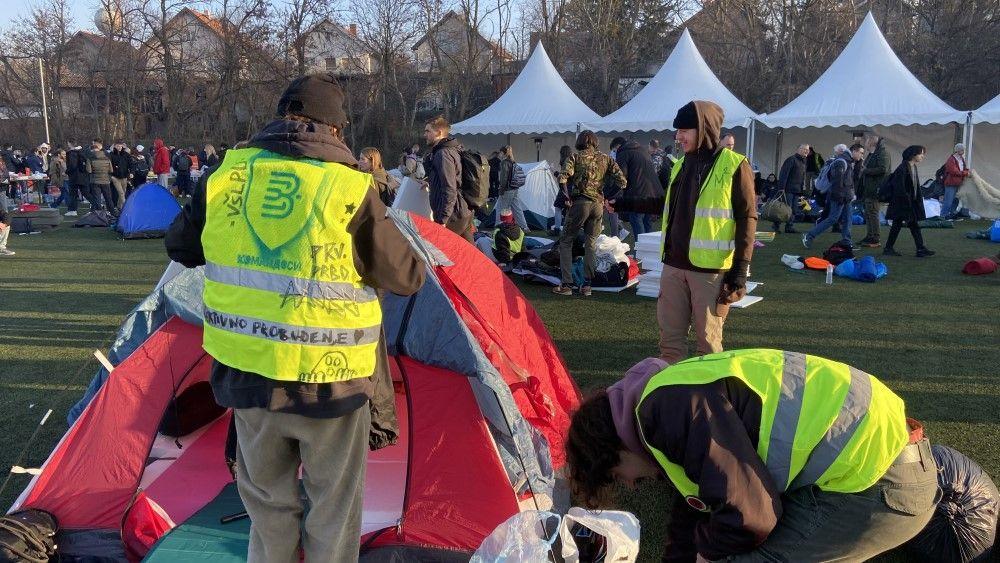 Studenti u Čortanovcima, biciklisti stigli do Inđije na putu ka Novom Sadu 8 studenti